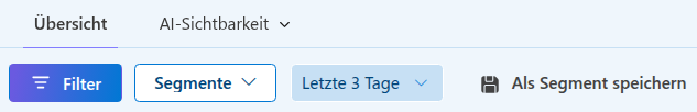Unternavigation von Microsoft Clarity mit den Reitern Übersicht und AI-Sichtbarkeit, darunter die Werkzeugleiste mit Filter, Segmente, Zeitraum und Als Segment speichern.
